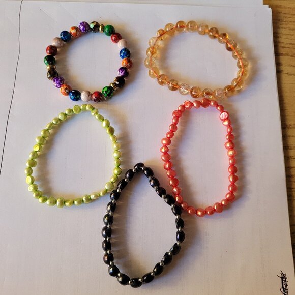 Set of 5 Bracelets - Picture 1 of 6